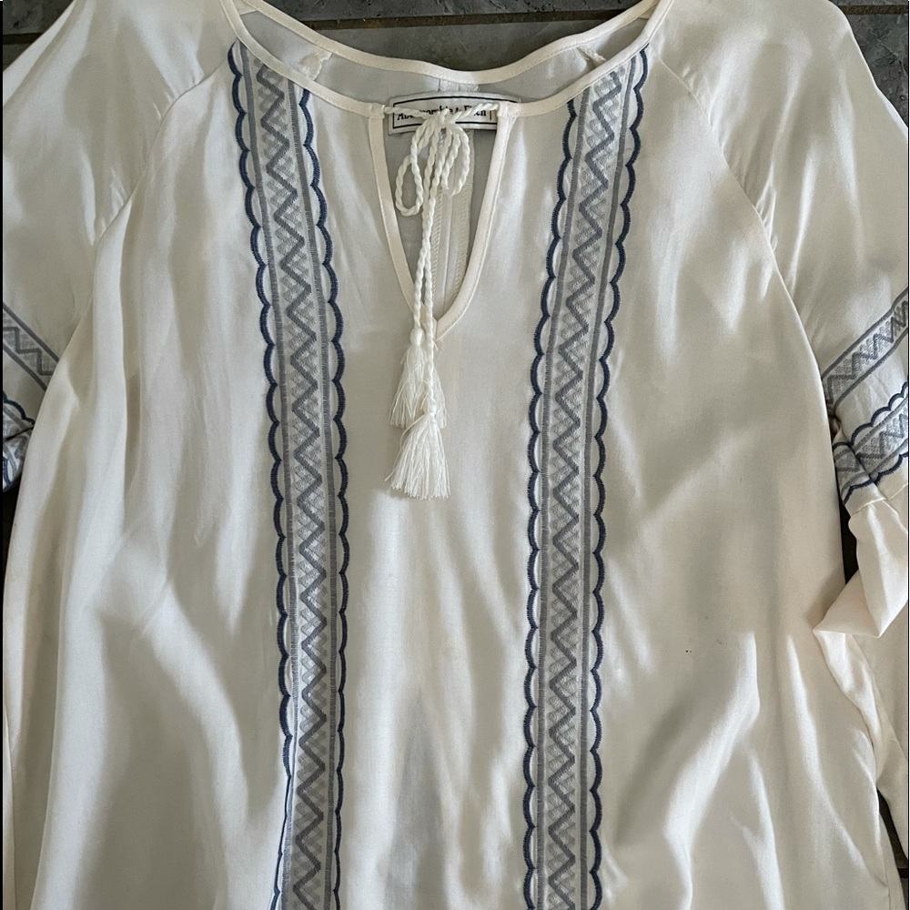 Abercrombie top hippie style